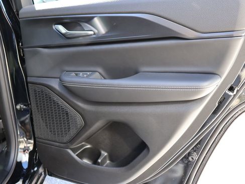 New 2026 Jeep Grand Cherokee Laredo X image 11