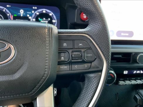 Used 2024 Toyota Tacoma TRD Sport RWD image 22