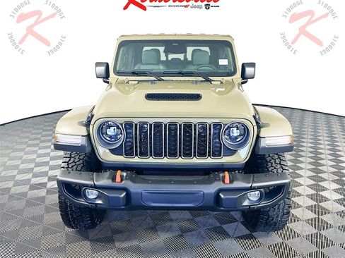 New 2026 Jeep Gladiator Mojave image 2