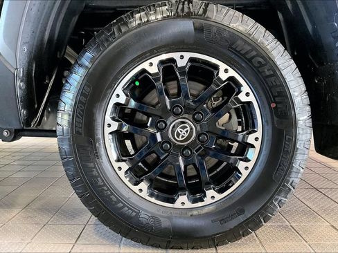 Used 2026 Toyota Tundra SR5 AWD/4WD image 31