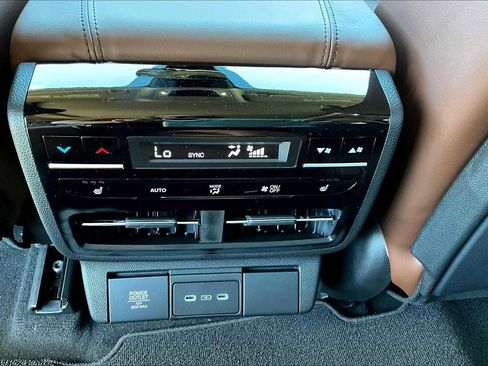 New 2026 Acura MDX w/Advance Package image 18