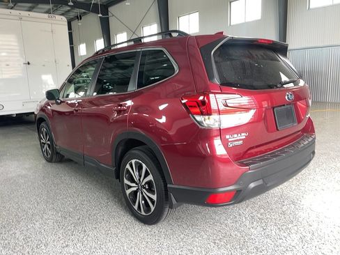 Used 2023 Subaru Forester Limited image 18