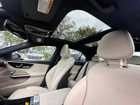 Used 2025 Mercedes-Benz C 300 4MATIC Sedan image 27