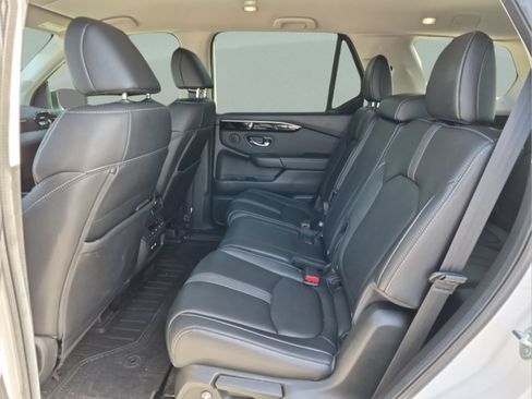 Used 2023 Honda Pilot EX-L image 17