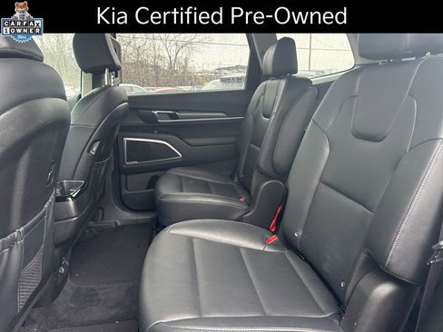 Certified 2022 Kia Telluride S image 11