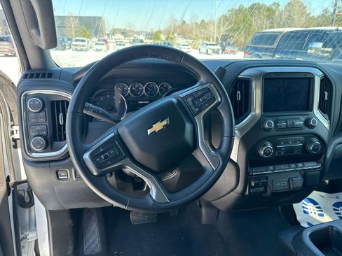 Used 2023 Chevrolet Silverado 3500 LT w/ Remote Start Package image 6