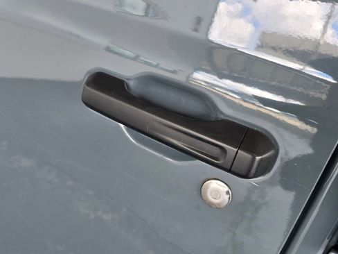 Used 2024 Jeep Wrangler Sport S image 10