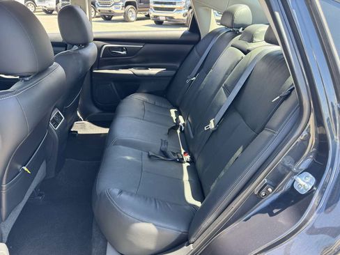 Used 2016 Nissan Altima 2.5 SL FWD image 17