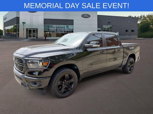 Used 2020 RAM 1500 Big Horn AWD/4WD image 1