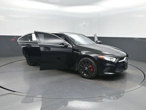 Used 2019 Mercedes-Benz A 220 image 41