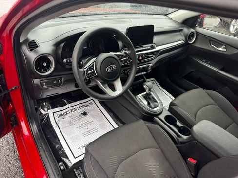 Used 2019 Kia Forte LXS image 12