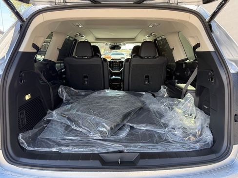 New 2026 Subaru Ascent Limited image 31