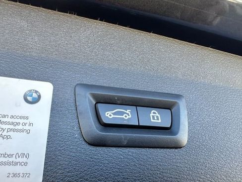 Used 2021 BMW X1 sDrive28i w/ M Sport Package image 30