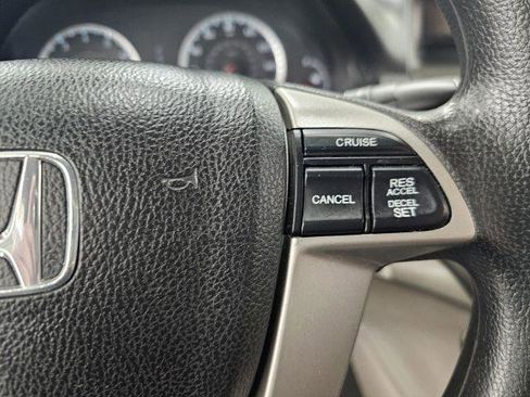 Used 2012 Honda Accord LX image 12