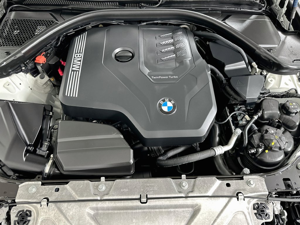 Used 2023 BMW 330i Sedan w/ Driving Assistance Package RWD image 31