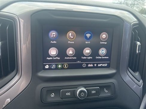 Used 2020 Chevrolet Silverado 1500 Custom w/ Custom Value Package image 9