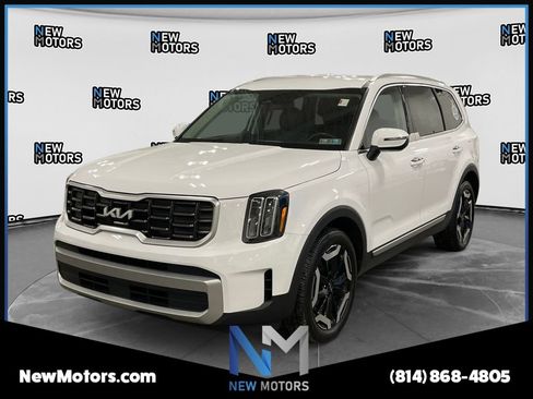 Used 2023 Kia Telluride S AWD/4WD image 1
