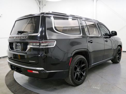 Used 2022 Jeep Grand Wagoneer Series III w/ Rear Seat Video Group 1 AWD/4WD image 7