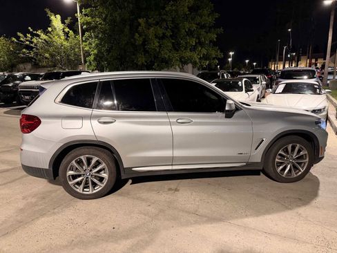 Used 2018 BMW X3 xDrive30i image 6