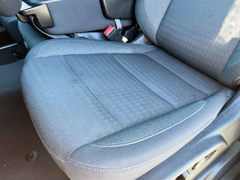 Used 2022 Chevrolet Silverado 1500 LT RWD image 18