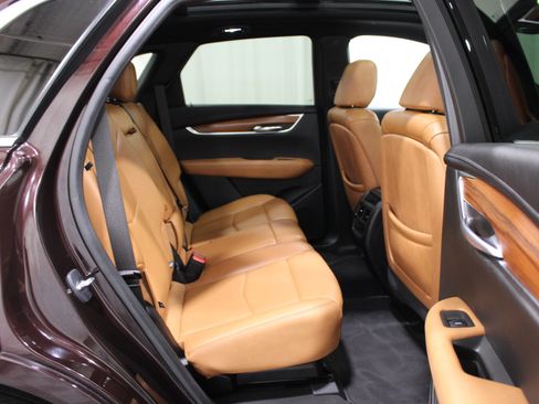 Used 2020 Cadillac XT5 Premium Luxury FWD image 27