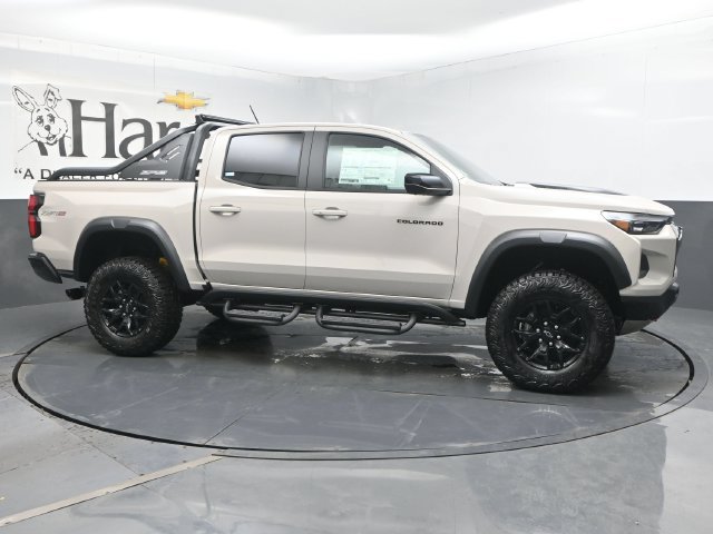 New 2026 Chevrolet Colorado ZR2 w/ Midnight Edition AWD/4WD image 1