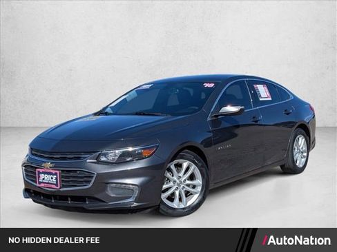 Used 2018 Chevrolet Malibu LT FWD image 1