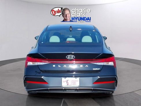 New 2026 Hyundai Elantra Limited image 4