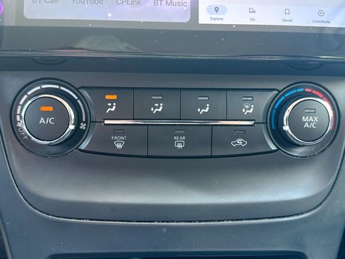 Used 2016 Nissan Sentra S FWD image 28