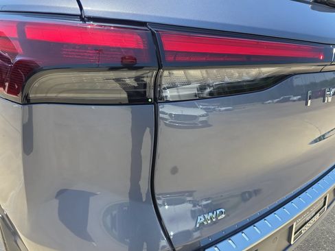 Certified 2023 INFINITI QX60 Sensory w/ Cargo Package AWD/4WD image 33