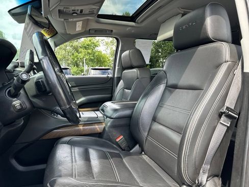 Used 2019 GMC Yukon XL Denali w/ Denali Ultimate Package AWD/4WD image 43