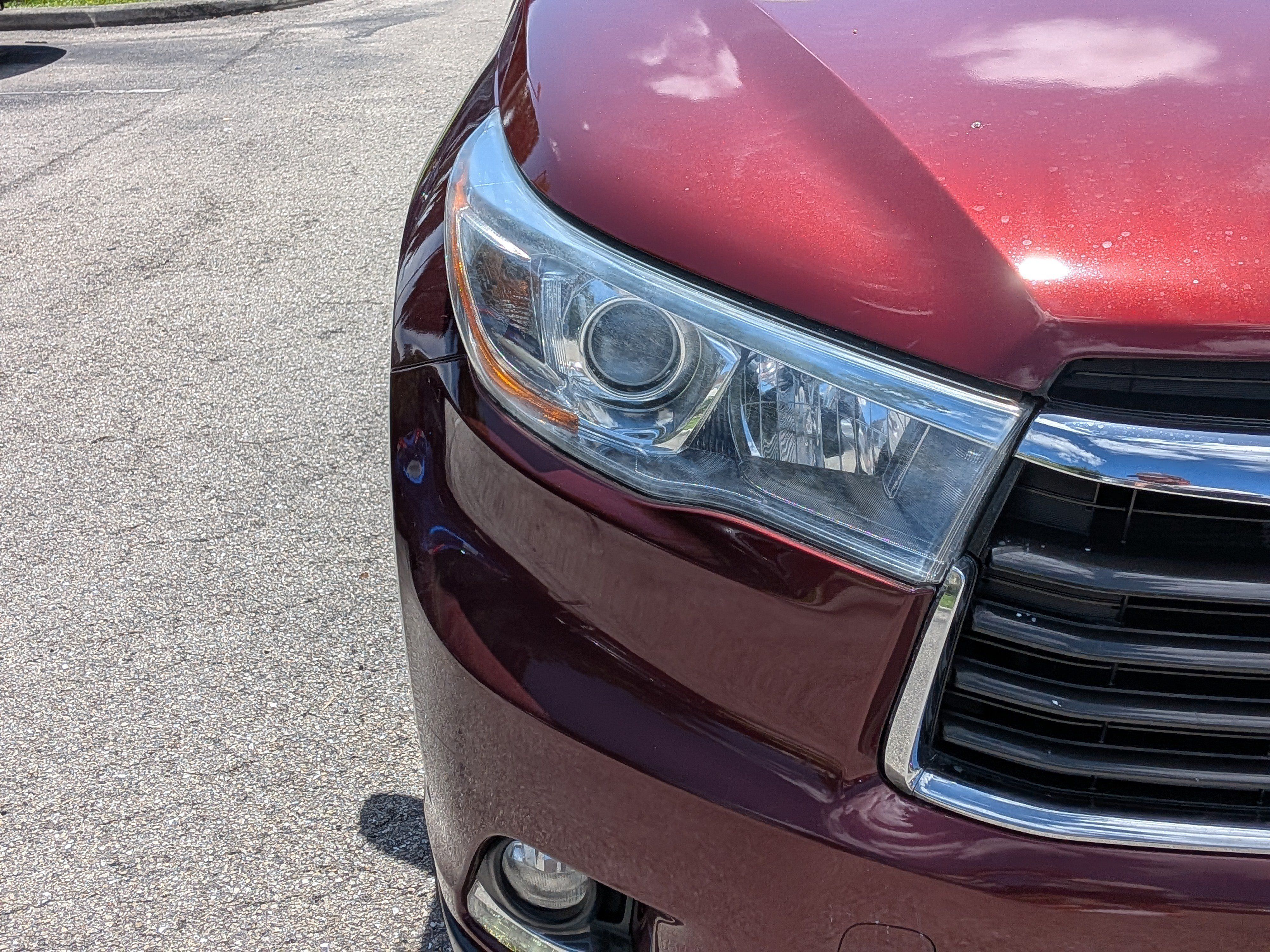 Used 2015 Toyota Highlander Limited w/ Driver Technology Package FWD image 10