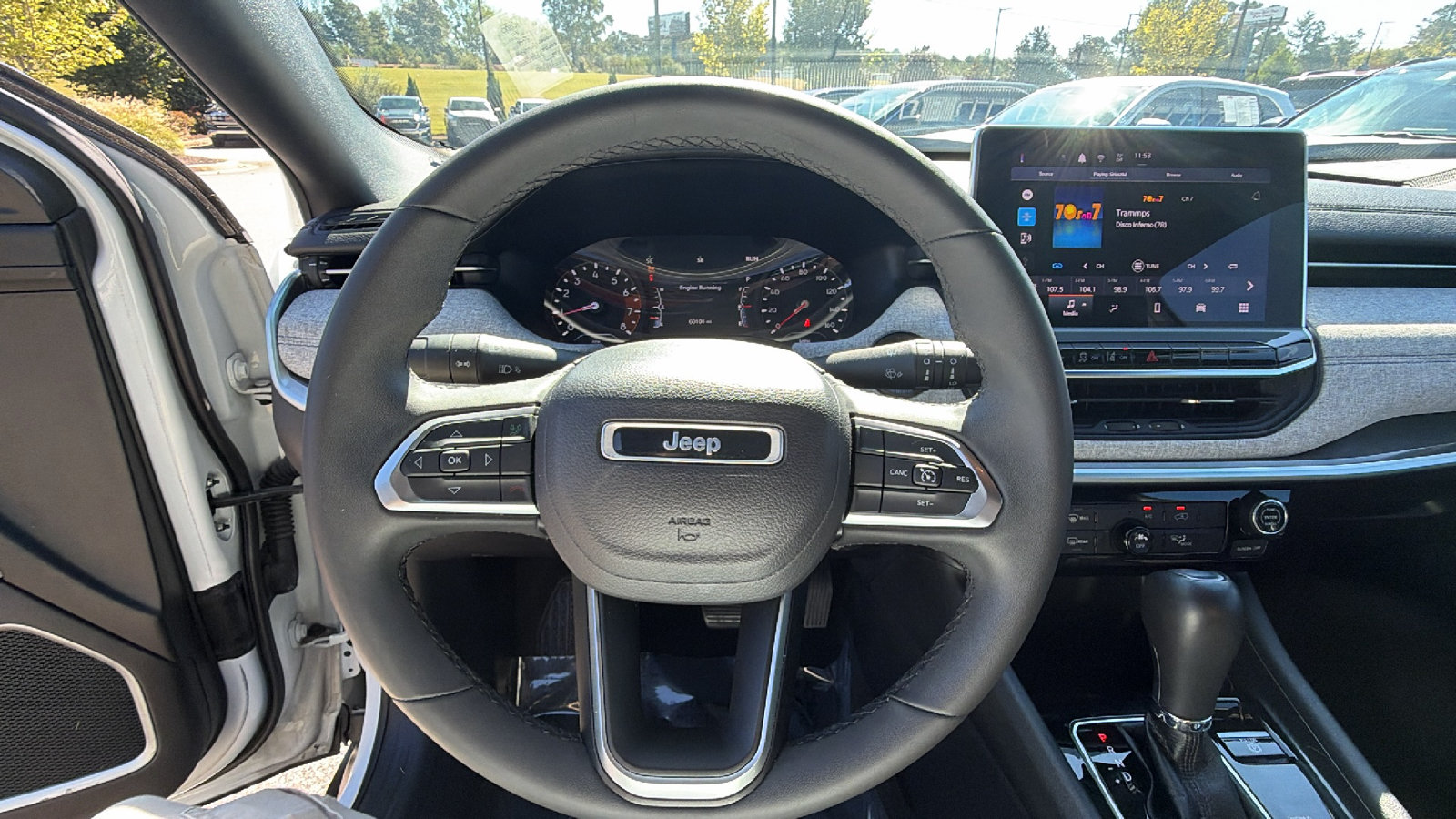Used 2024 Jeep Compass Latitude AWD/4WD image 14