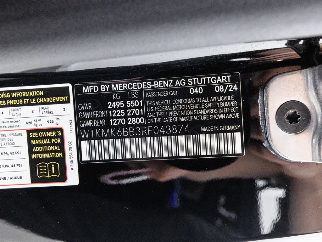 Used 2024 Mercedes-Benz CLE 450 4MATIC Cabriolet image 40
