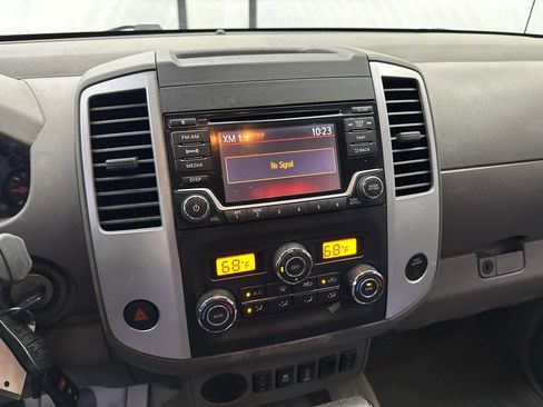 Used 2016 Nissan Frontier SV w/ SV Value Truck Package RWD image 27