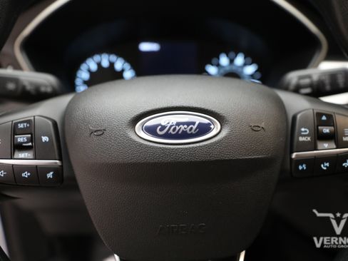 Used 2022 Ford Escape SE FWD image 22