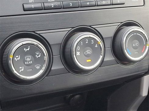 Used 2015 Subaru Forester 2.5i Premium w/ All-Weather Package image 15