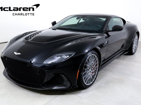Used 2023 Aston Martin DBS Coupe RWD image 1