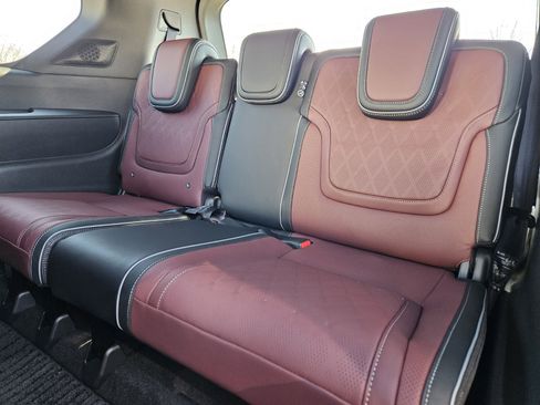 New 2026 INFINITI QX80 Autograph w/ Premium Cargo Package AWD/4WD image 13
