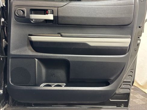 Used 2018 Toyota Tundra SR5 RWD image 12