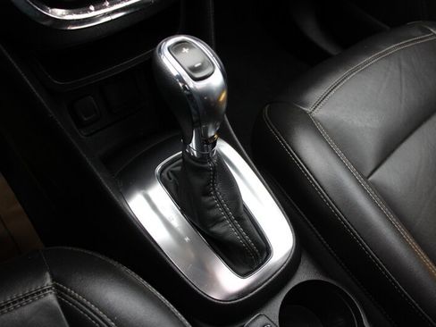 Used 2016 Buick Encore Leather image 8