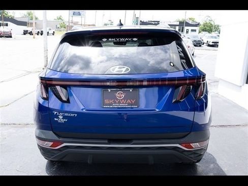 Used 2023 Hyundai Tucson SEL FWD image 4