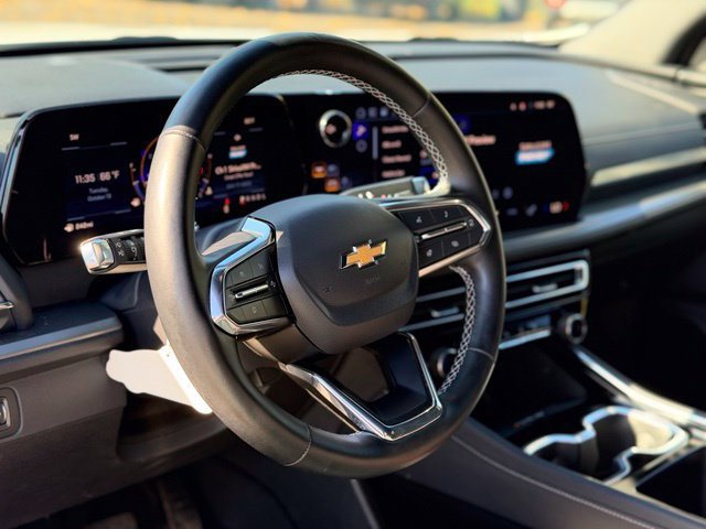 Used 2026 Chevrolet Traverse LT w/ Sun and Wheel Package FWD image 9