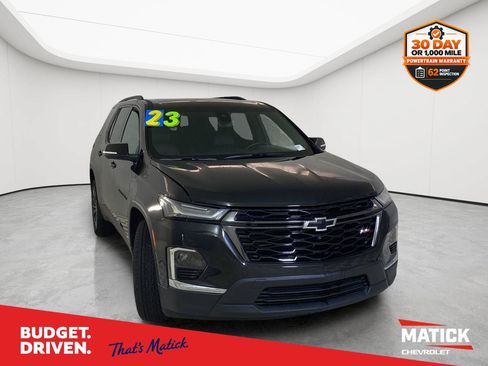 Certified 2023 Chevrolet Traverse RS FWD image 1