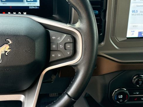 Used 2023 Ford Bronco Outer Banks image 16
