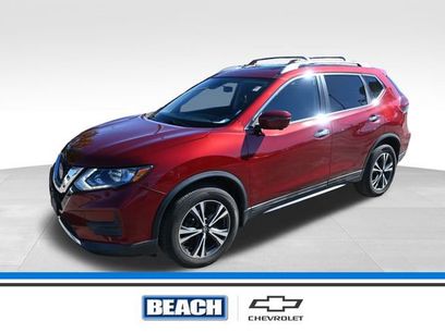 Used 2019 Nissan Rogue SV w/ Sun & Sound Touring Package