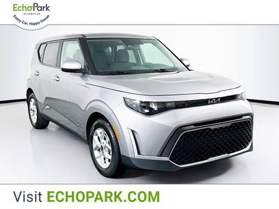 Used 2024 Kia Soul LX w/ Option Group 015