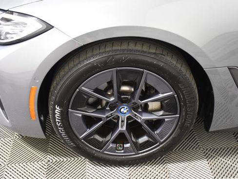 Used 2023 BMW i4 eDrive35 RWD image 11