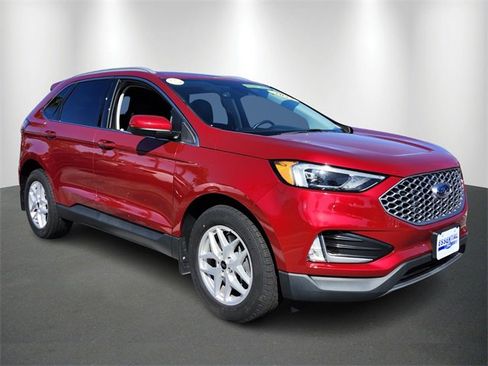 Used 2023 Ford Edge SEL w/ Convenience Package image 7