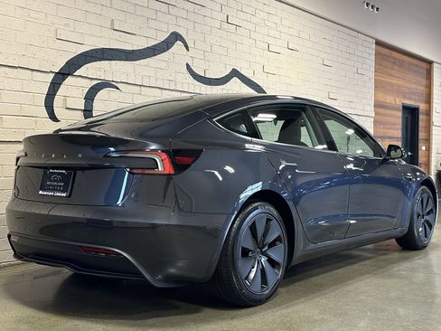 Used 2025 Tesla Model 3 Long Range RWD image 5